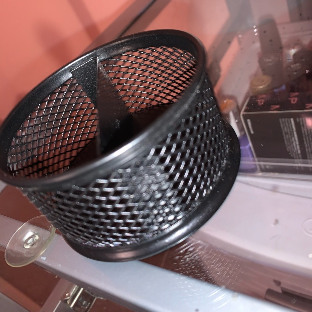 Pin Holder